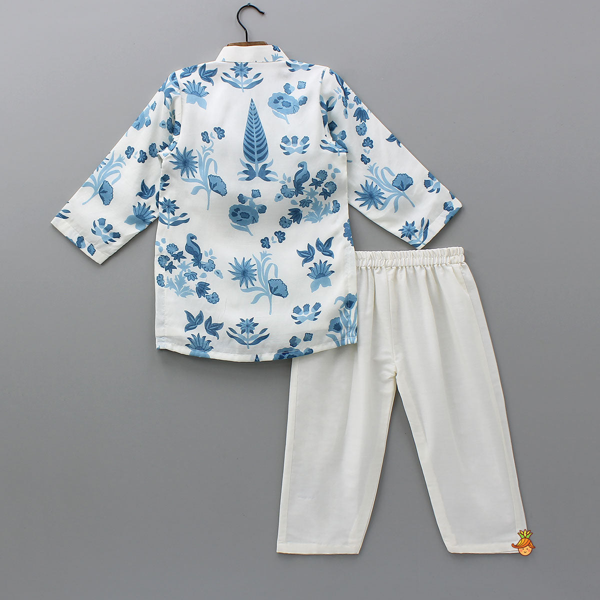 Floral Printed Front Placket Kurta With Pyjama