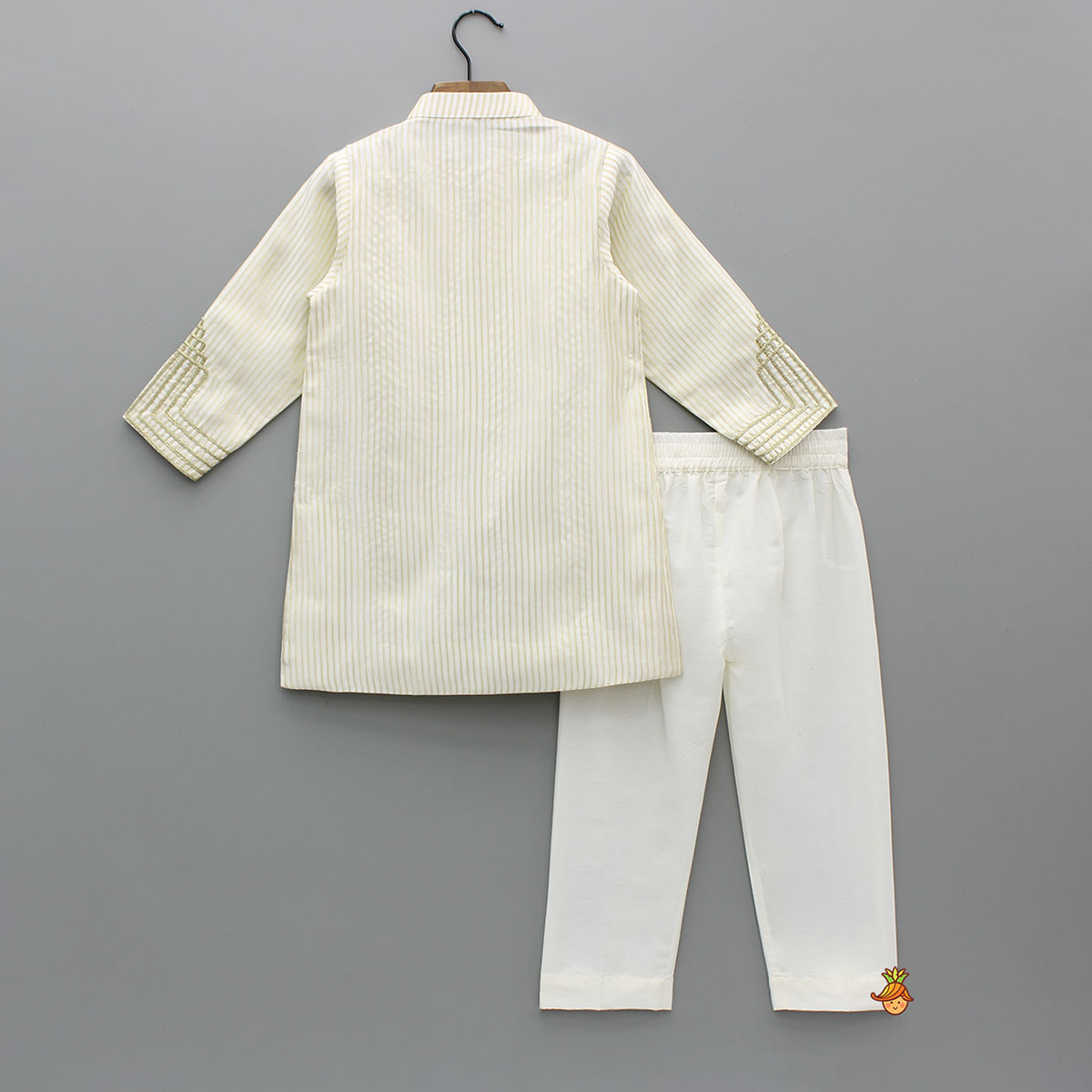 Pre Order: Lurex Stripes Kurta And Pyjama