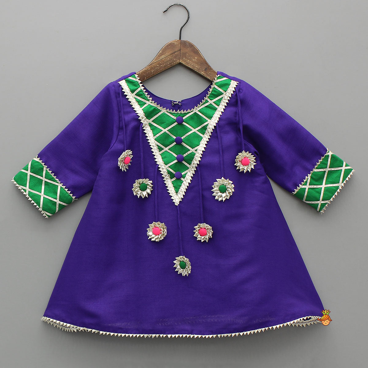 Pre Order: Gota Flower Detailed Kurti And Pant With Contrasting Dupatta