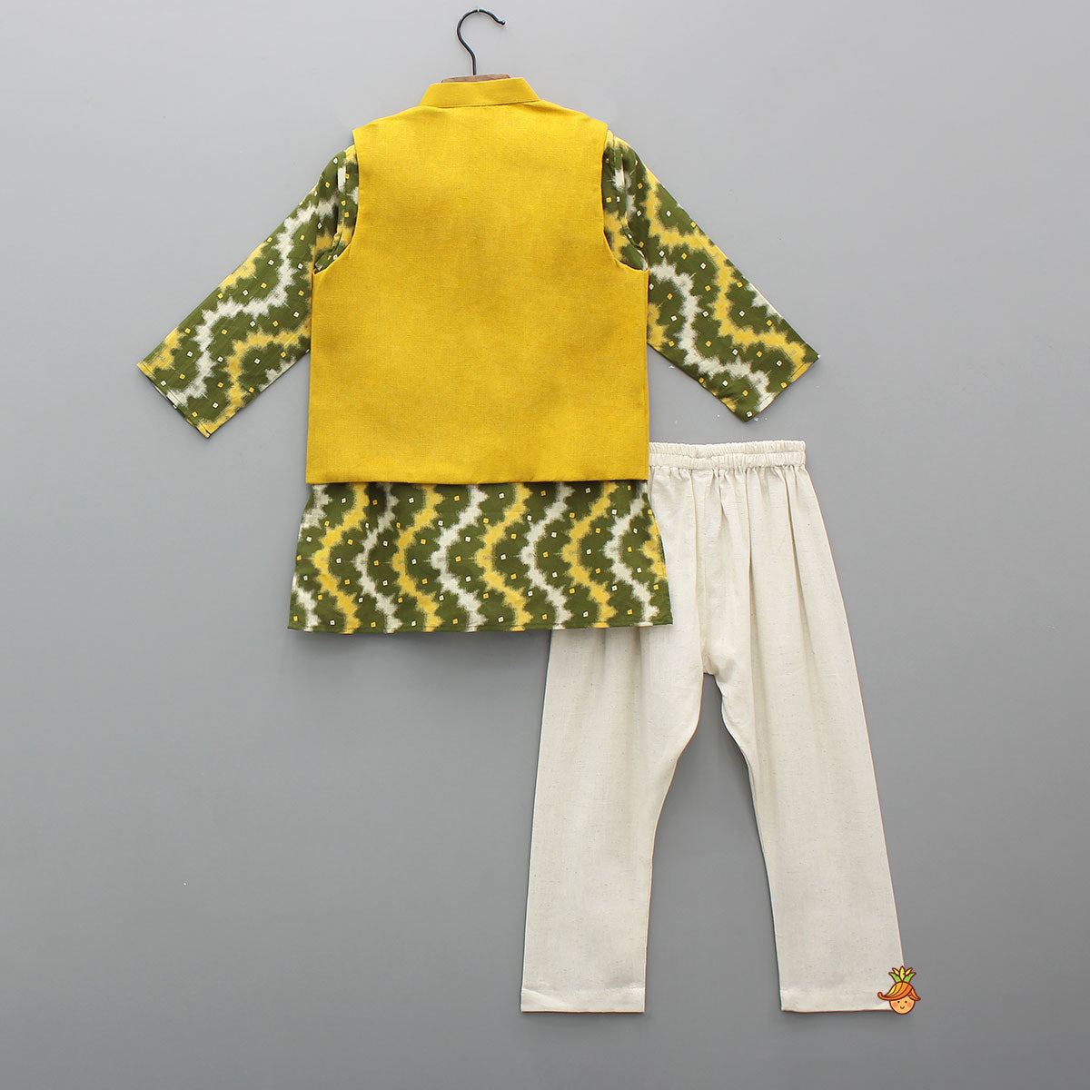 Tie-Dye Effect Printed Kurta With Embroidered Jacket And Churidar