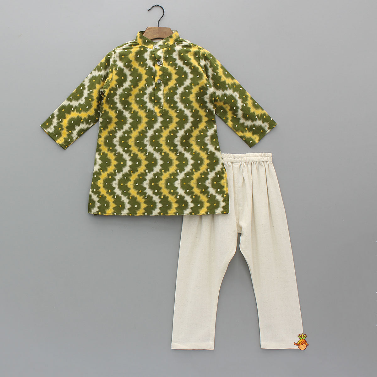 Tie-Dye Effect Printed Kurta With Embroidered Jacket And Churidar