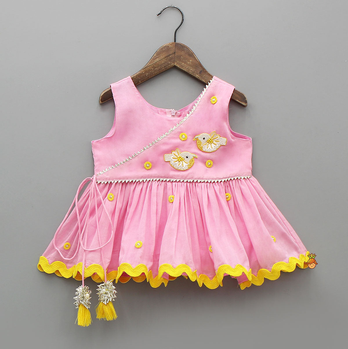 Pre Order: Intricate Bird Embroidered Top With Contrasting Lace Work Sharara