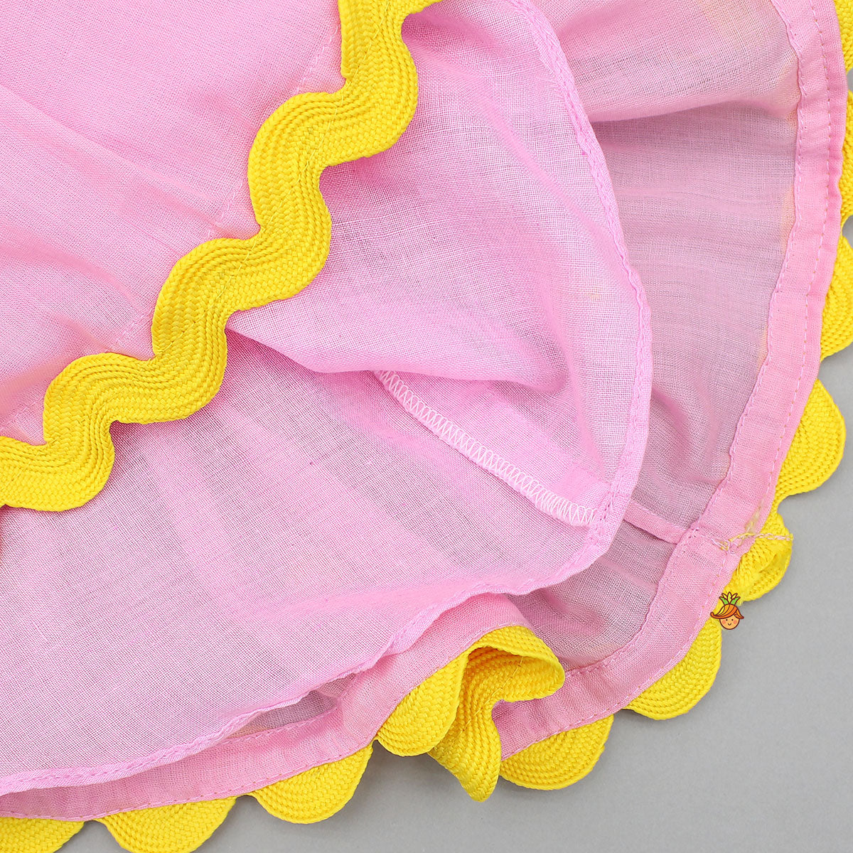 Pre Order: Intricate Bird Embroidered Top With Contrasting Lace Work Sharara