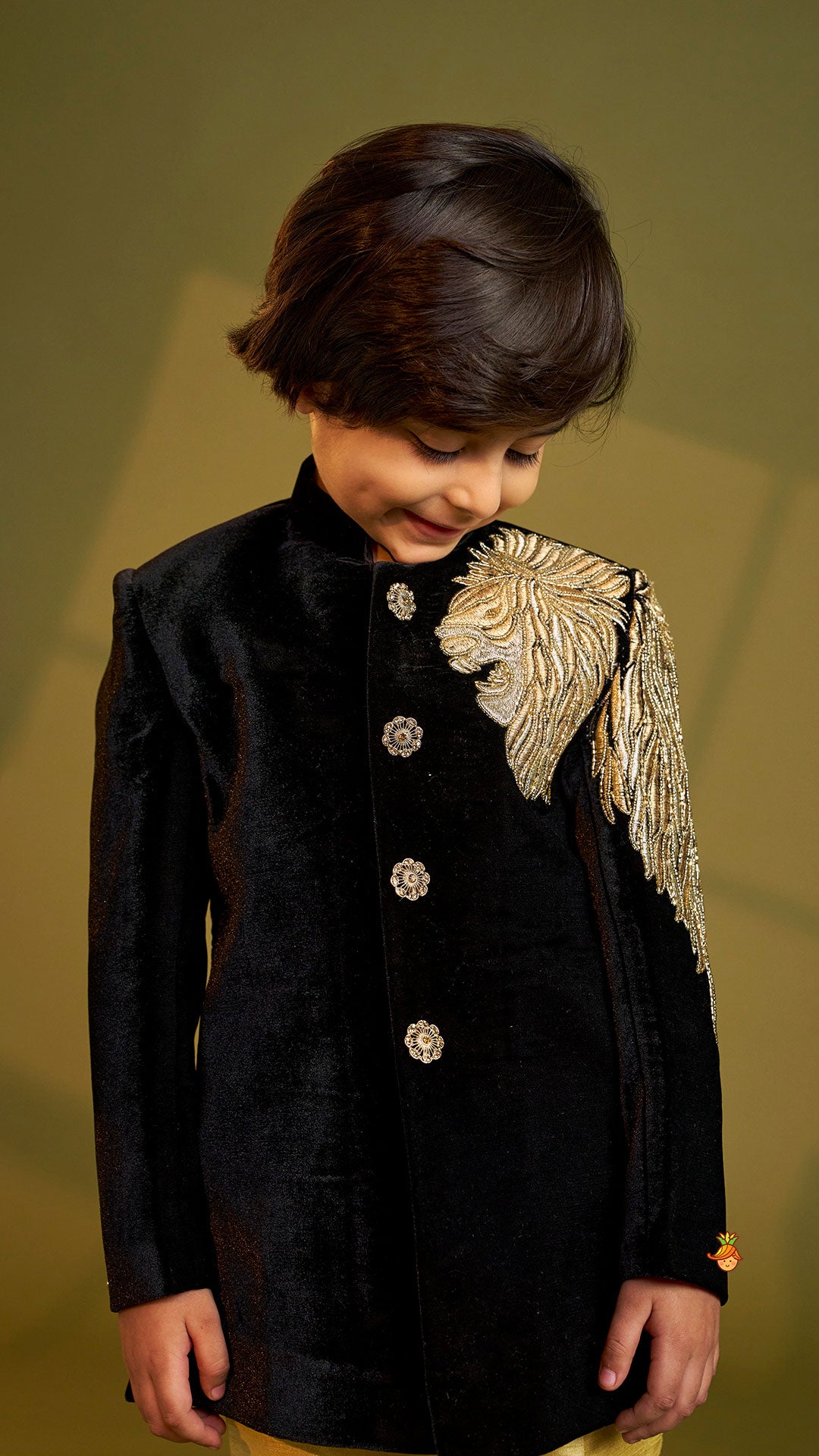 Stylish Zari Embroidered Velvet Sherwani With Pyjama