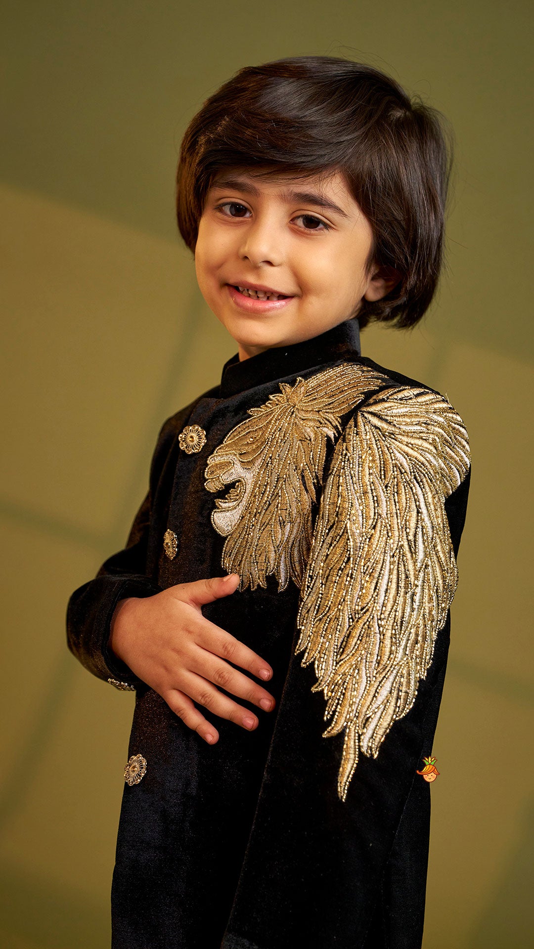 Stylish Zari Embroidered Velvet Sherwani With Pyjama