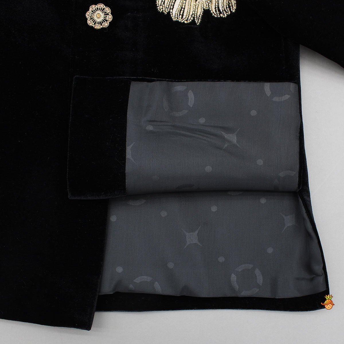 Stylish Zari Embroidered Velvet Sherwani With Pyjama