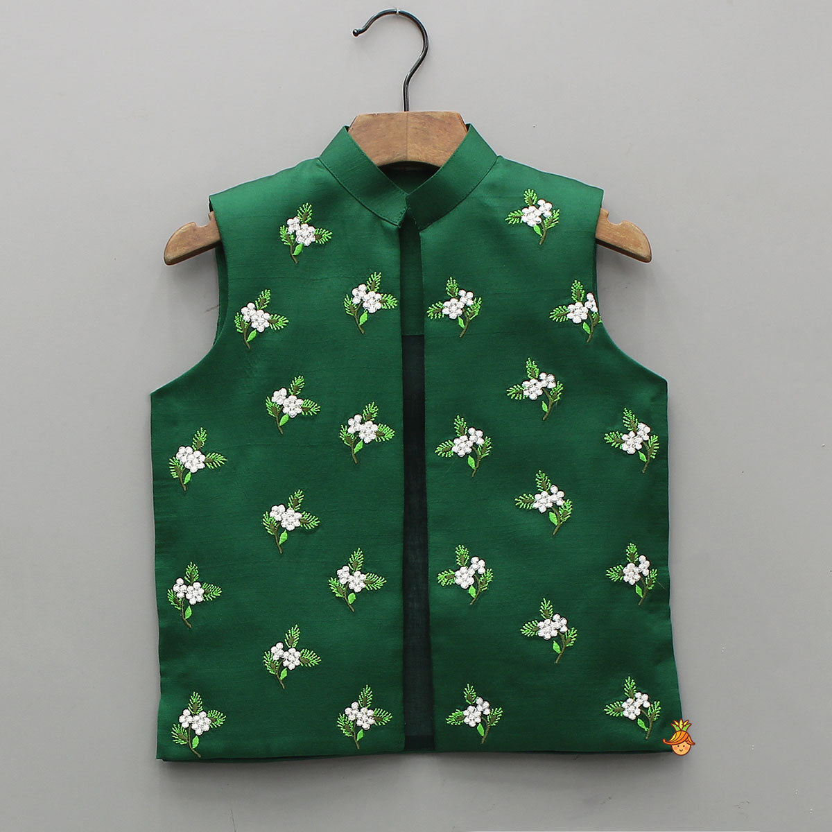 Pre Order: Ethnic Kurta With Floral-Embroidered Exquisite Jacket And Pyjama
