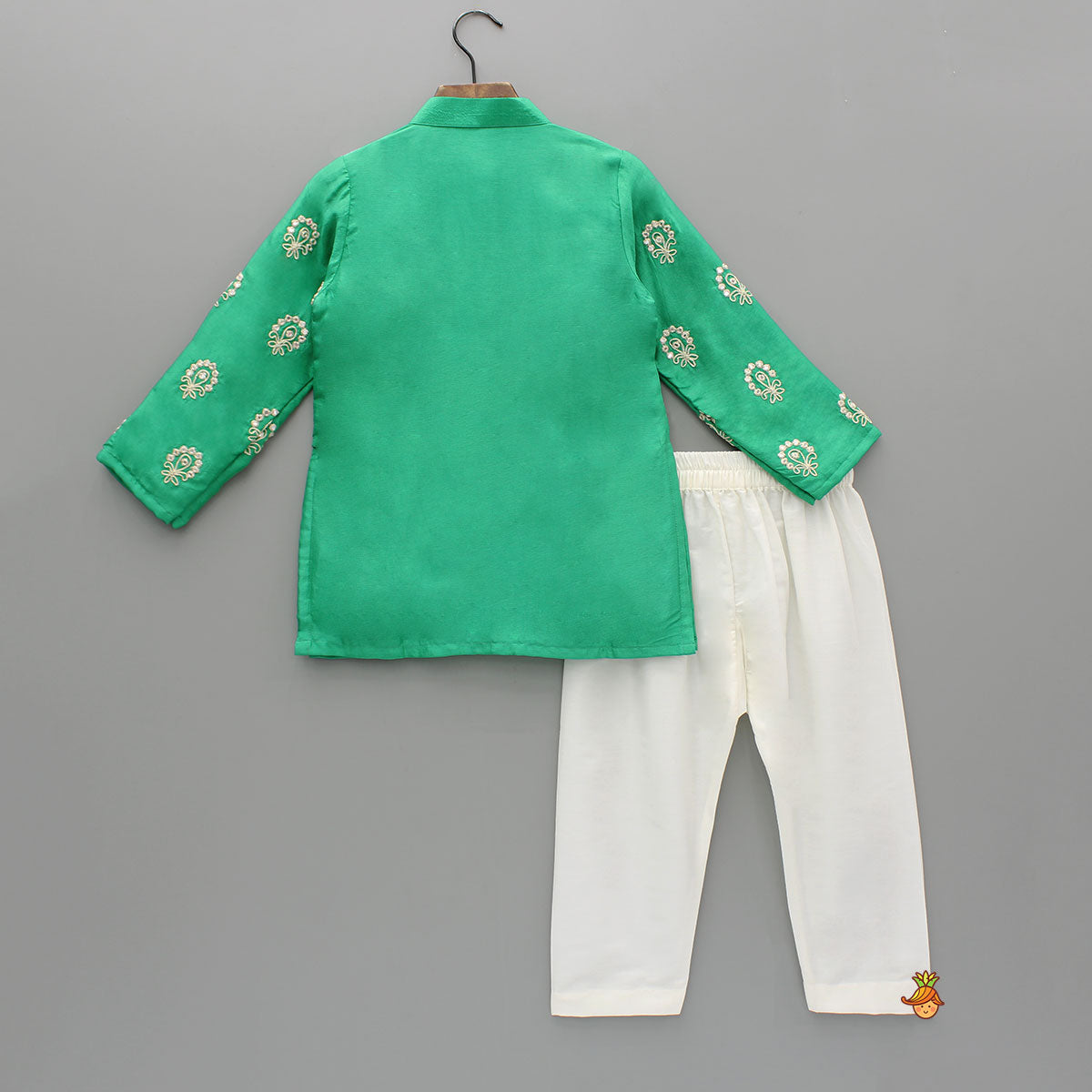 Embroidered Front-Placket Ethnic Kurta And Pyjama