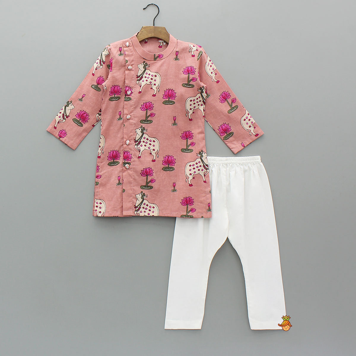 Pre Order: Lotus Printed Ethnic Kurta With Pyjama