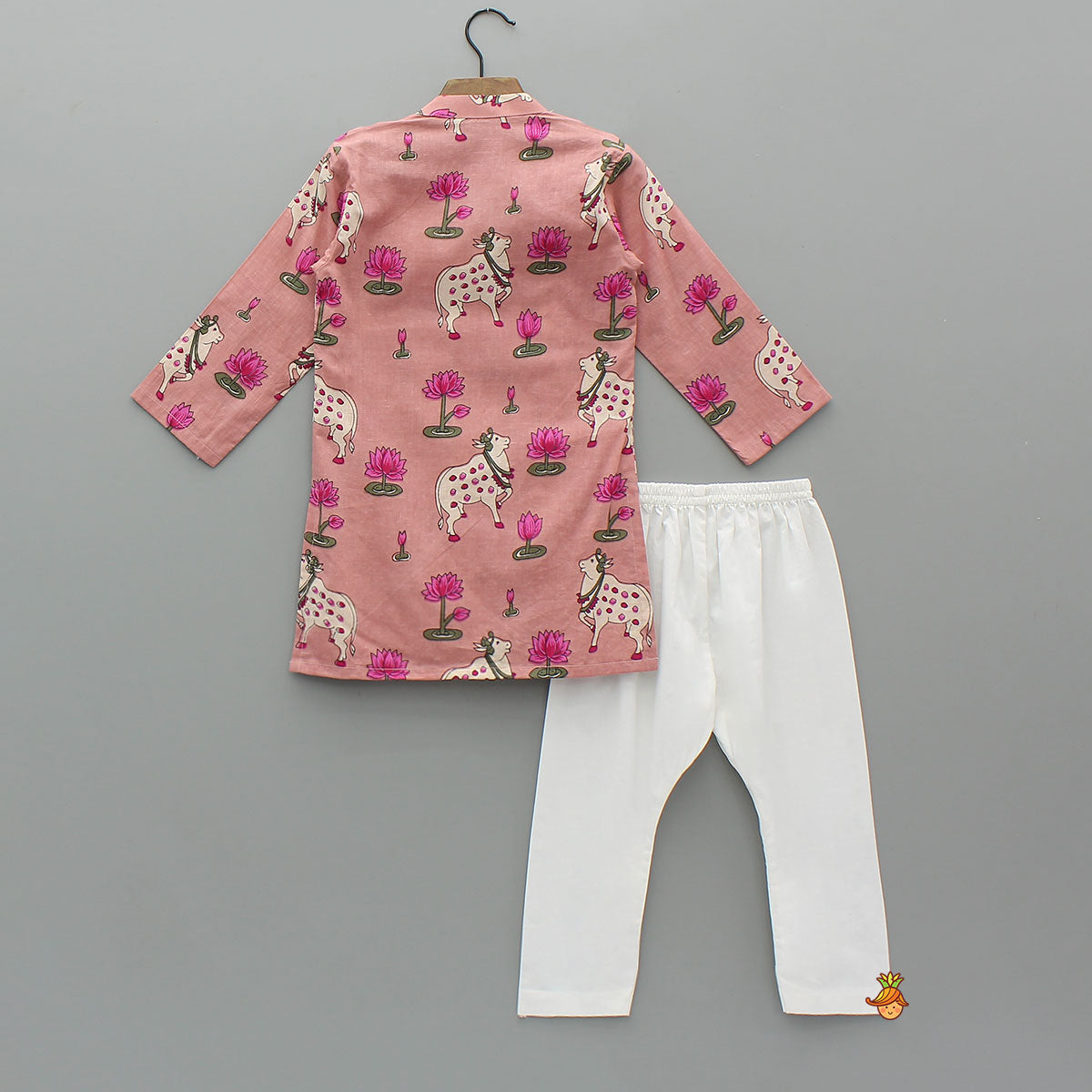 Pre Order: Lotus Printed Ethnic Kurta With Pyjama