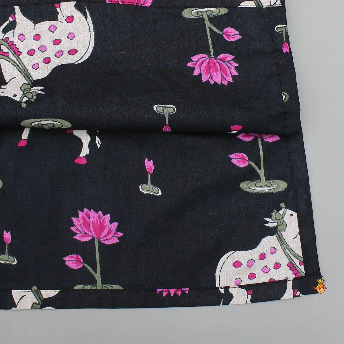 Lotus Printed Side Buttons Kurta With Pyjama