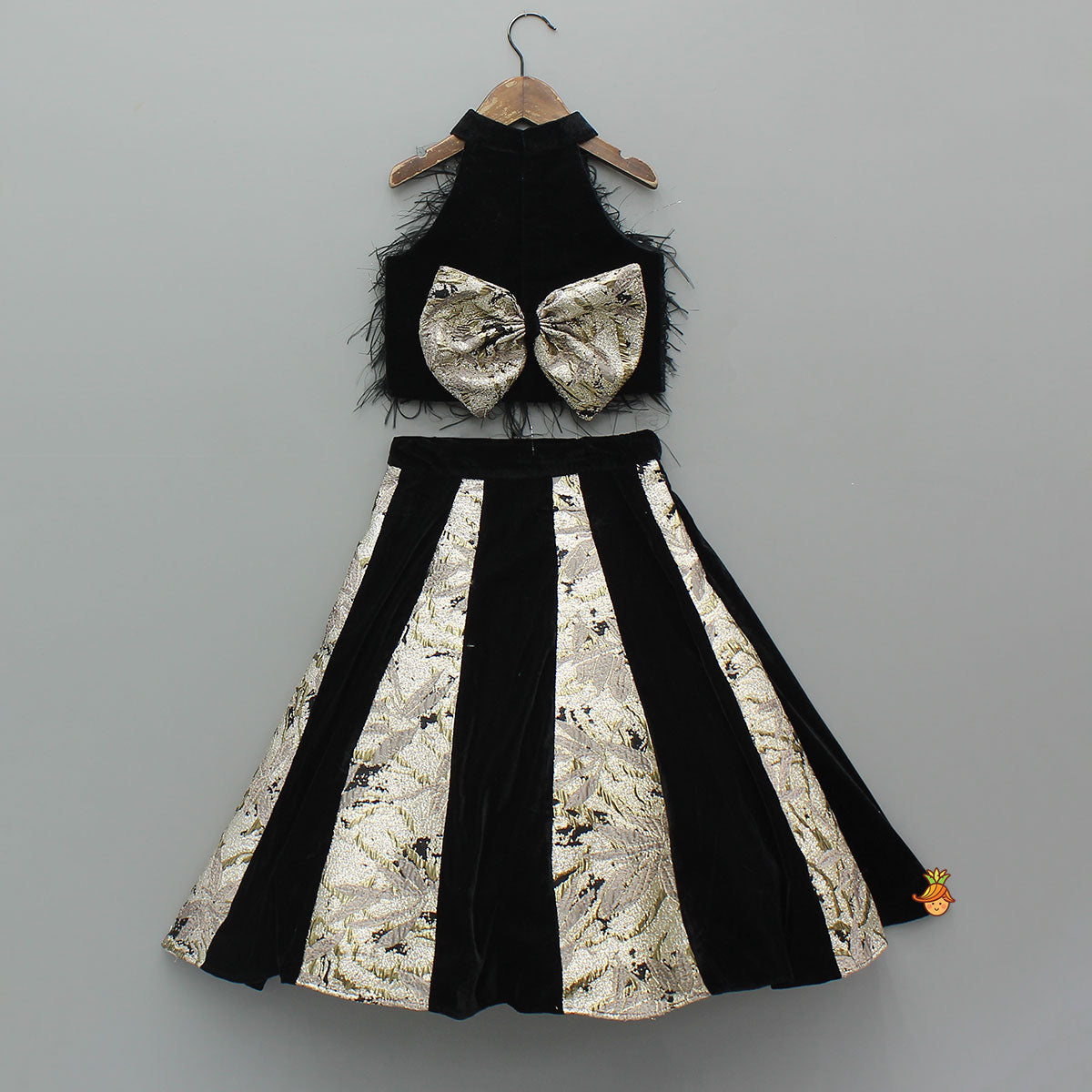 Pre Order: Halter Neck Fur Top And Gorgeous Dual-Tone Panelled Lehenga