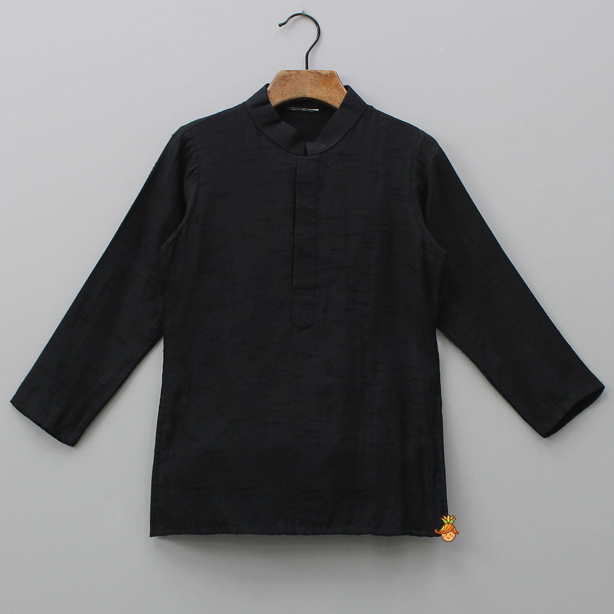 Pre Order: Silk Ethnic Kurta With Asymmetric Front-Open Jacket And Pyjama