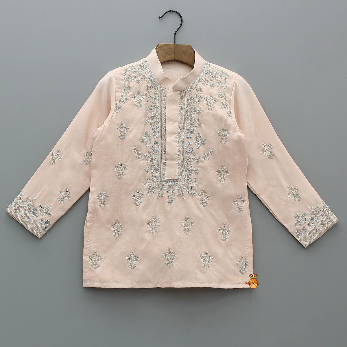 Pre Order: Intricately Sequins-Embroidered Kurta With Pyjama