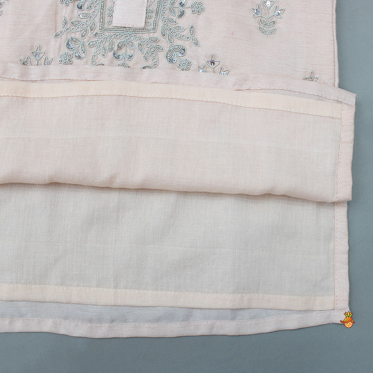 Pre Order: Intricately Sequins-Embroidered Kurta With Pyjama