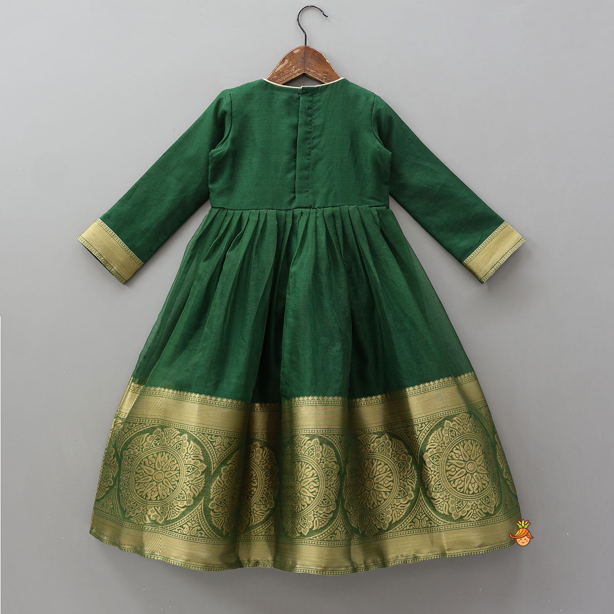 Pre Order: Elegant Embroidered Anarkali With Border Detailing