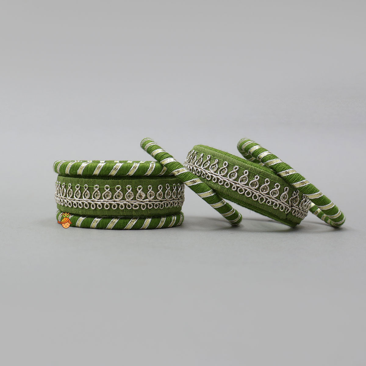 Exquisite Gota Lace Detailed Thread Bangles