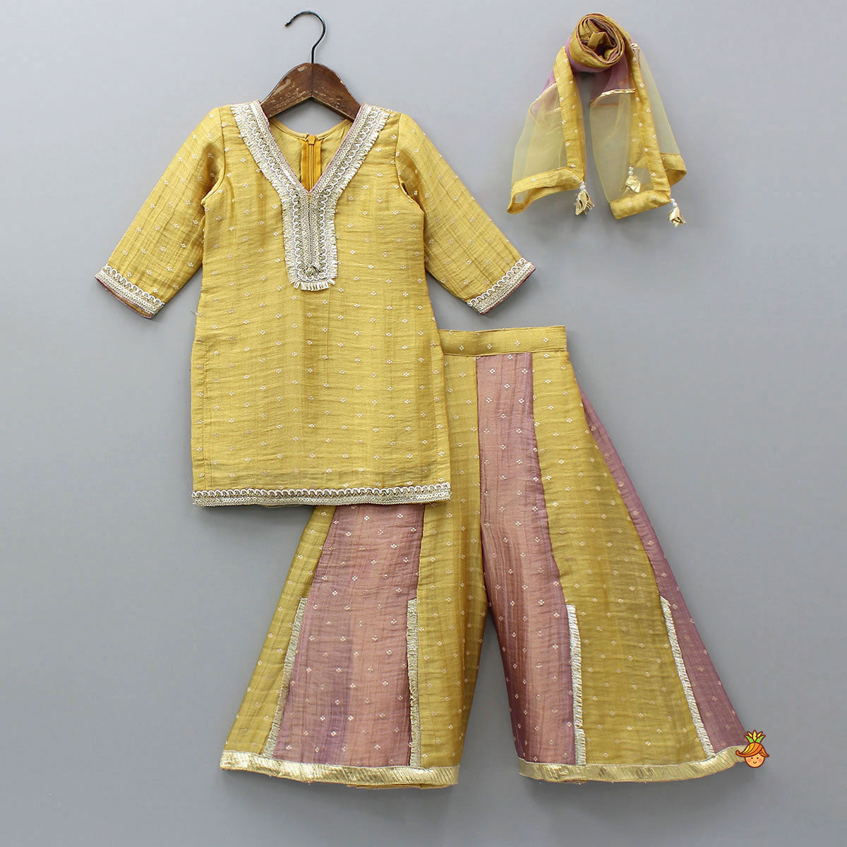 Pre Order: Beautiful V Neck Kurti With Colour Block Palazzo And Dupatta