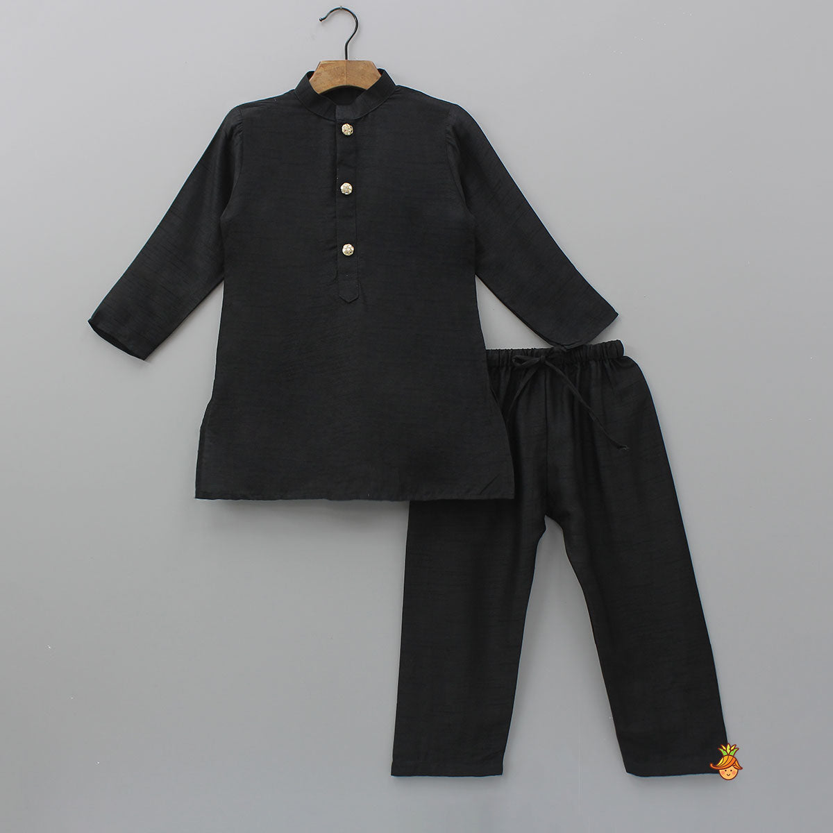 Pre Order: Elegant Kurta And Ethnic Printed Jacket With Pyjama