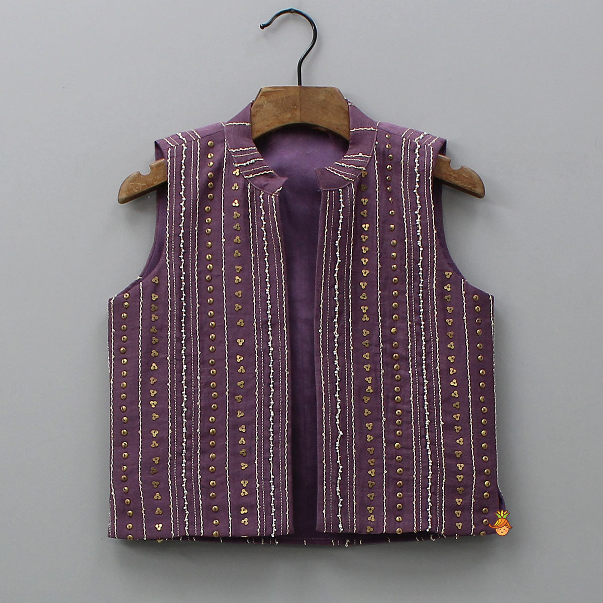 Pre Order: Elegant Kurta With Hand-Sequins Embroidered Jacket And Pyjama