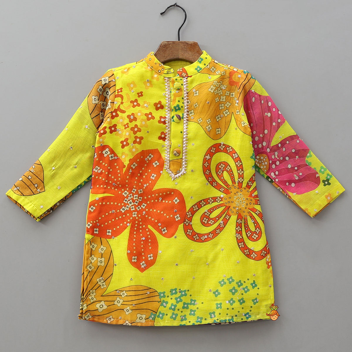 Pre Order: Floral Multicolour Printed Kurta With Pyjama
