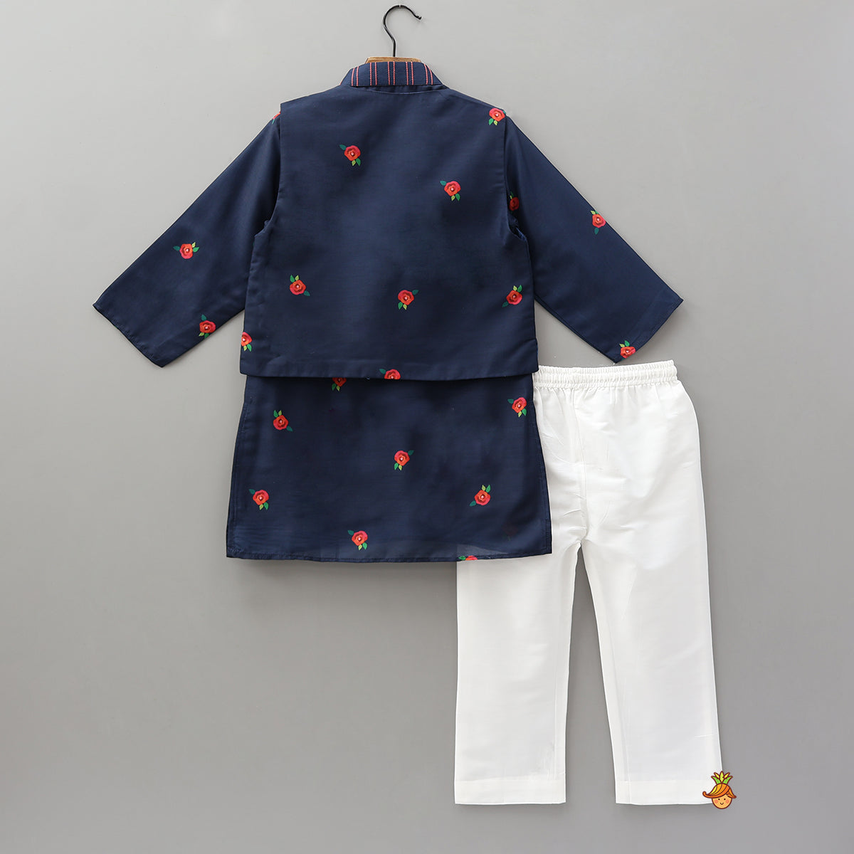 Pre Order: Tiny Floral Printed Kurta With Jacket And Pyjama
