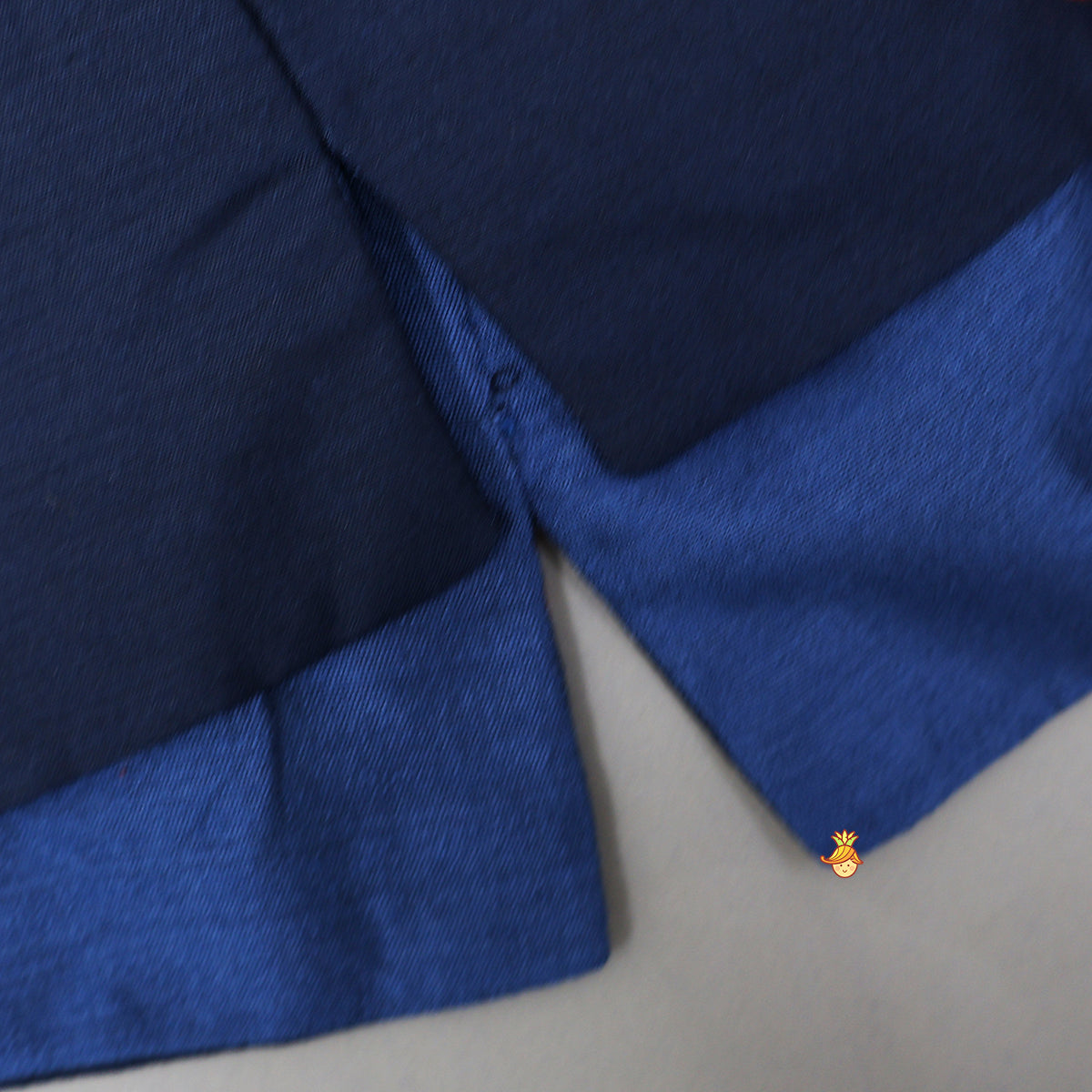 Pre Order: Tiny Floral Printed Kurta With Jacket And Pyjama