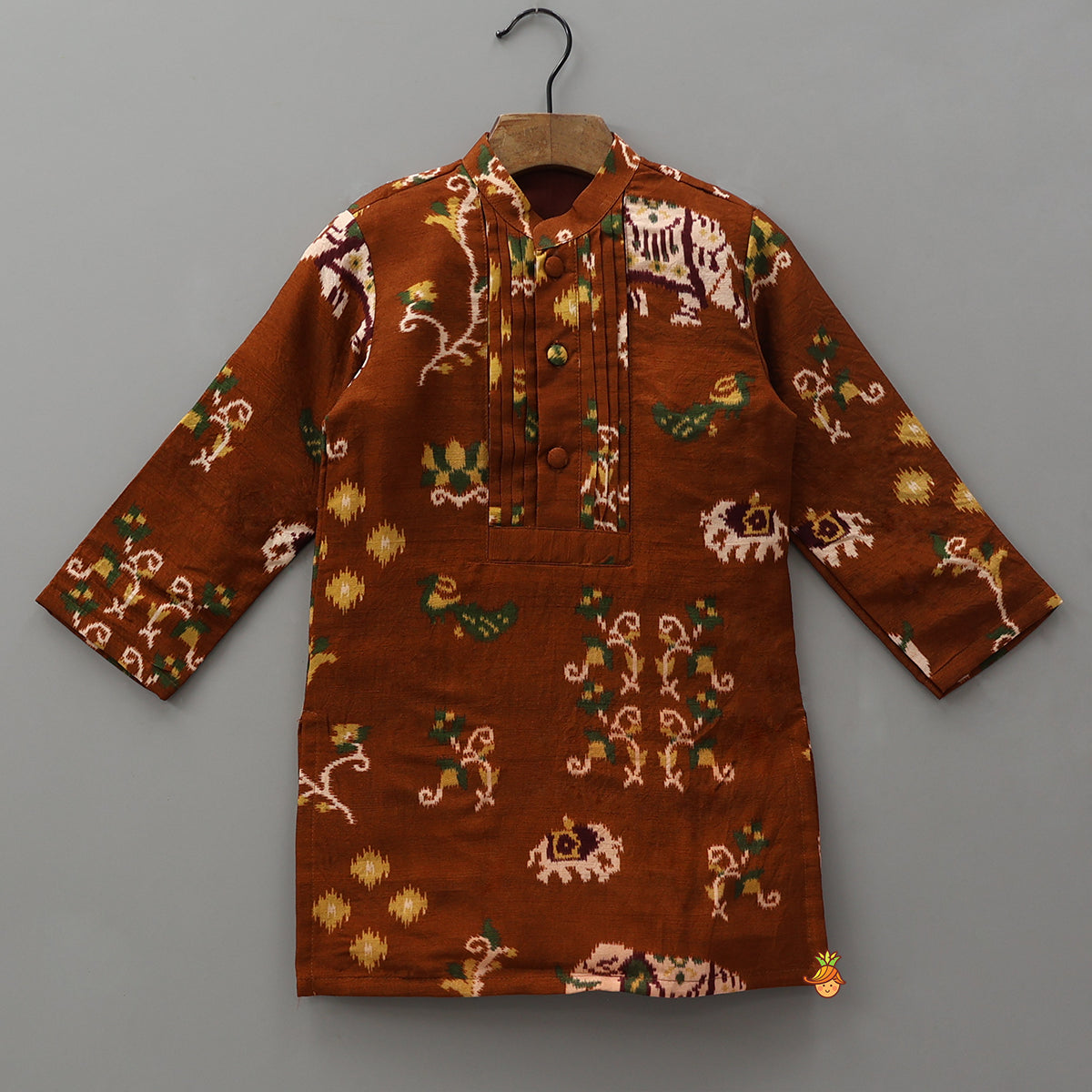 Pre Order: Printed Pin Tuck Detailed Kurta With Pyjama