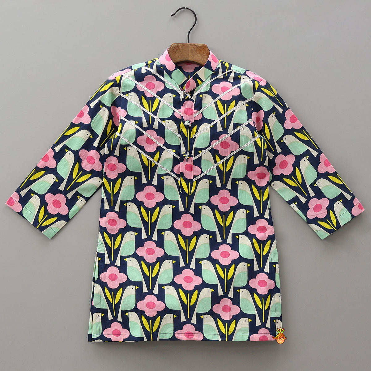 Pre Order: Bird And Floral Printed Kurta With Pyjama