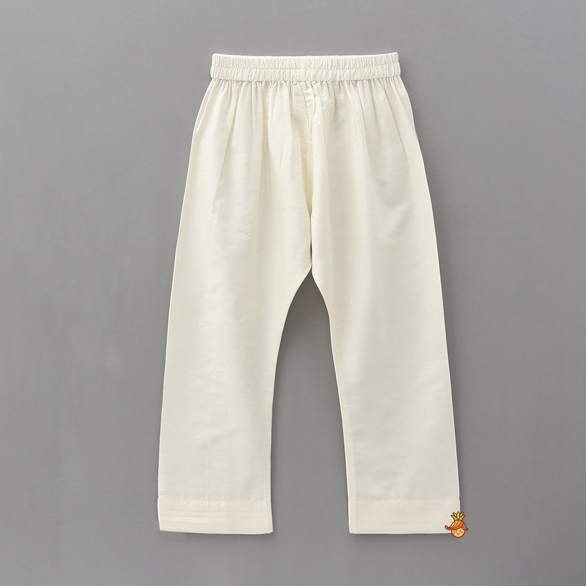 Pre Order: Front-Placket Embroidered Ethnic Kurta With Pyjama