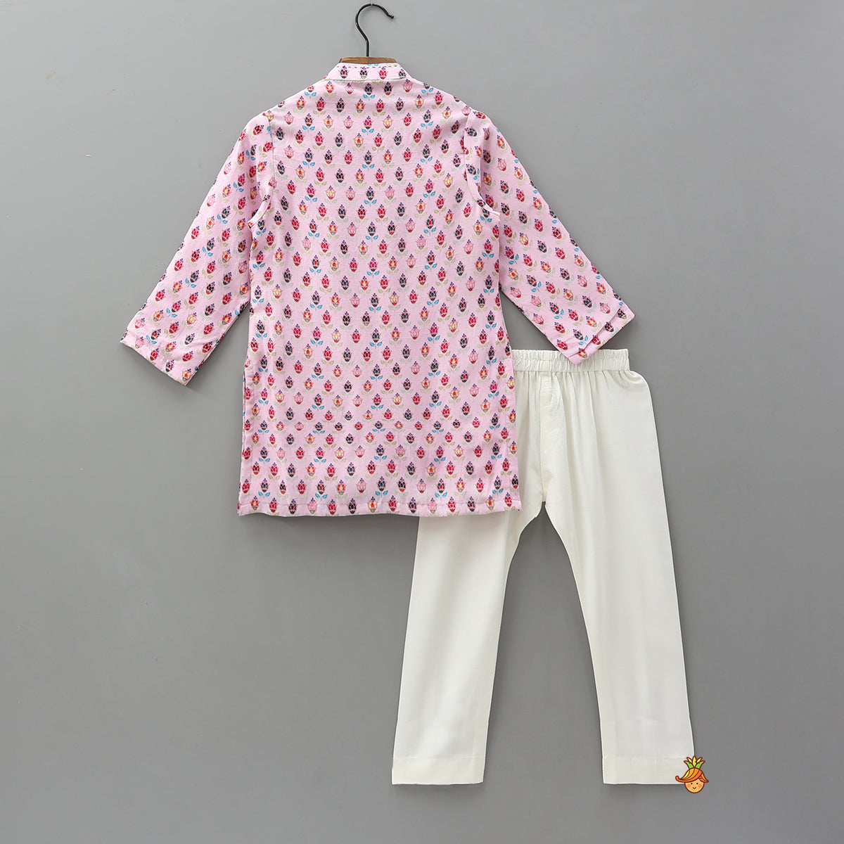 Pre Order: Front-Placket Printed Kurta With Pyjama