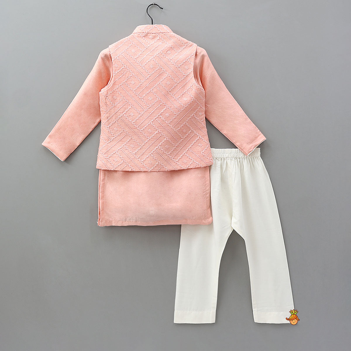 Pre Order: Elegant Kurta With Thread-Work Jacket And Pyjama