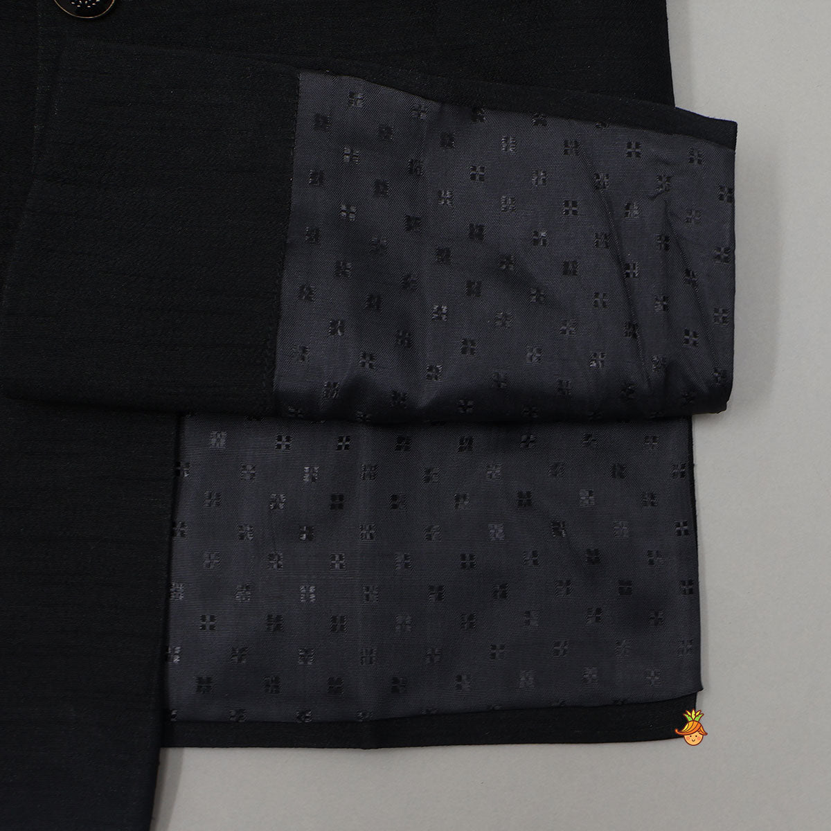 Pre Order: Pocket Square Detail Sherwani With Pyjama
