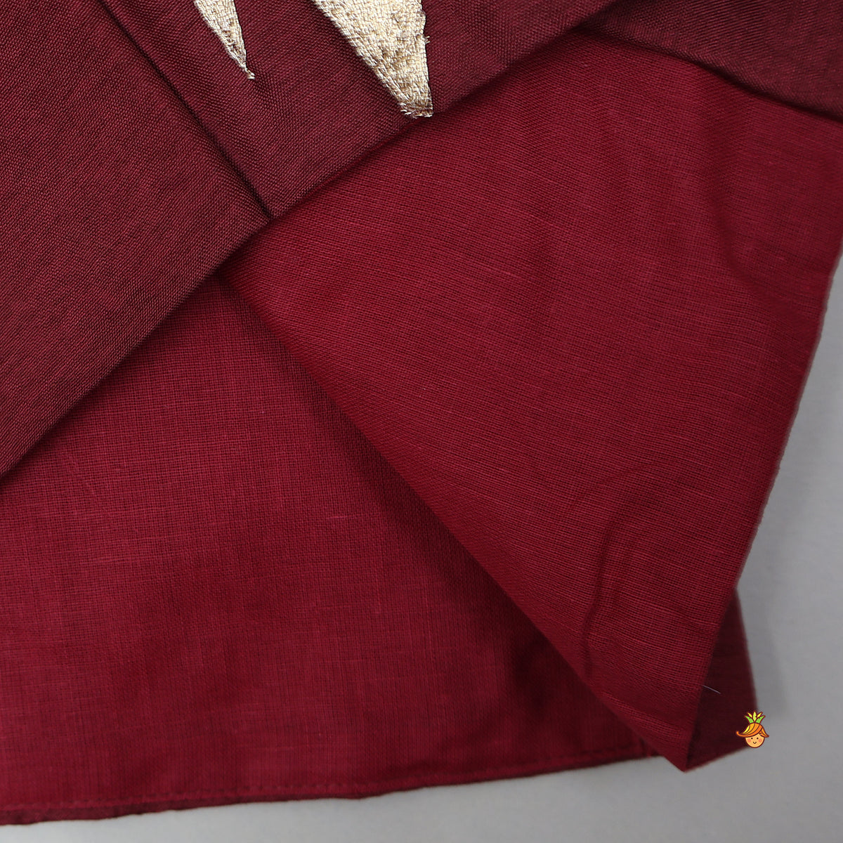 Pre Order: Ethnic Kurta With Embroidered Jacket And Pyjama