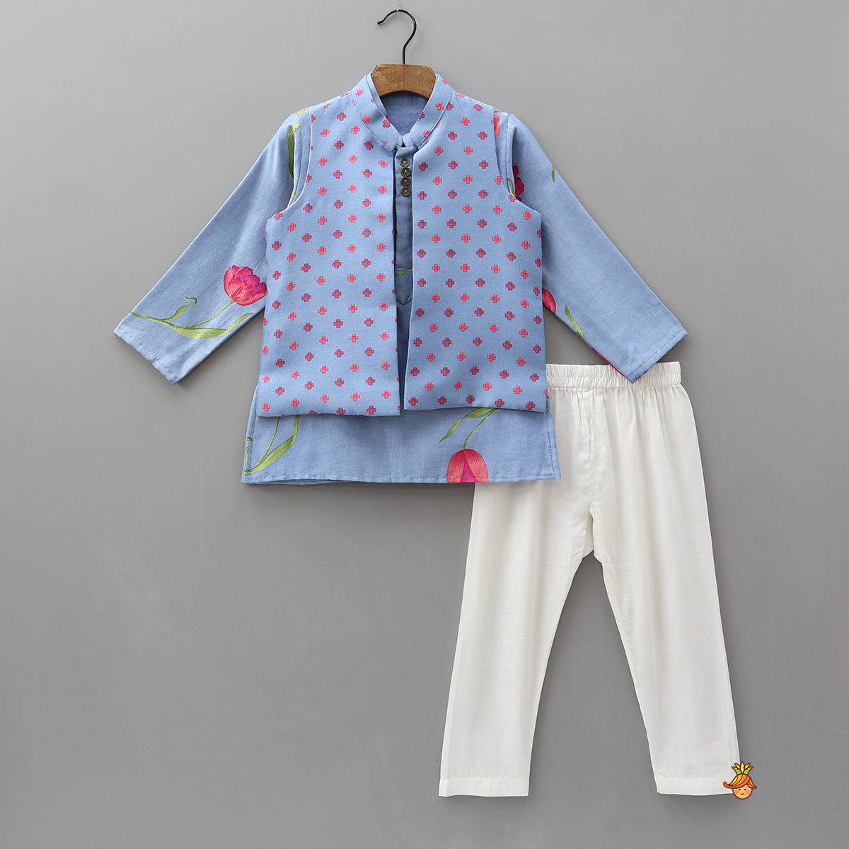 Pre Order: Mandarin-Collar Kurta With Printed Jacket And Pyjama
