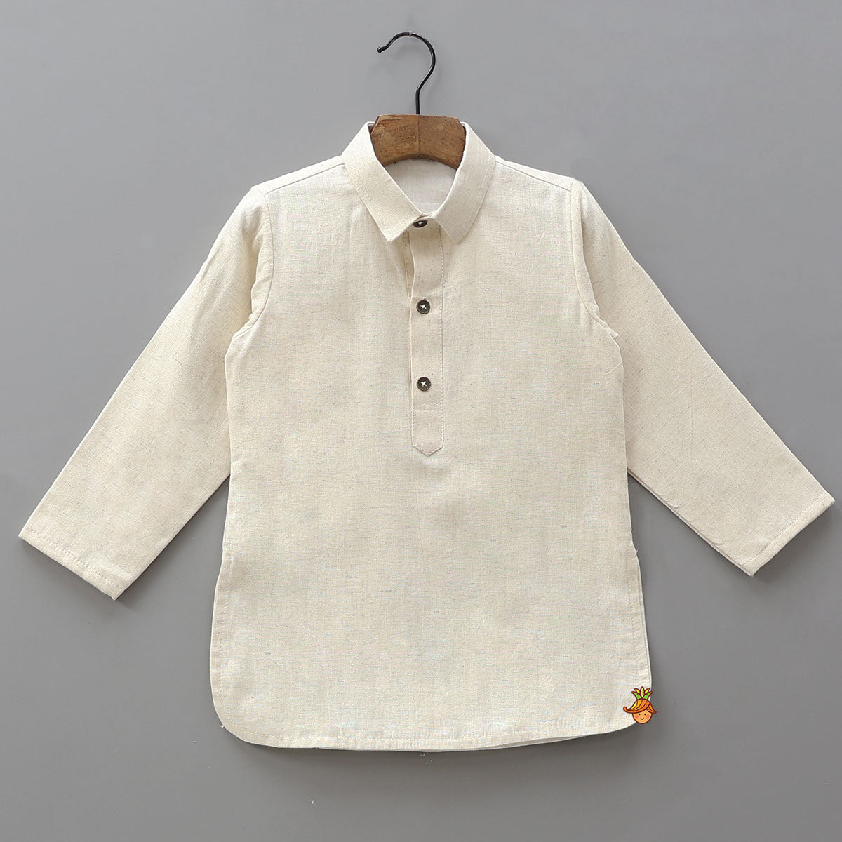 Pre Order: Ethnic Kurta With Thread-Embroidered Open Jacket And Patiala