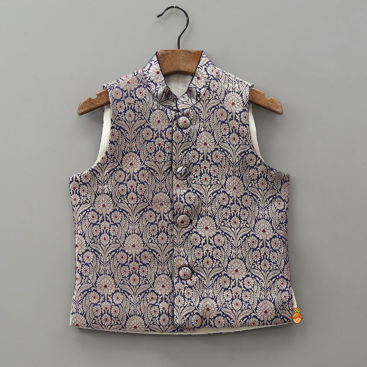 Pre Order: Ethnic Kurta With Brocade Jacket And Pyjama