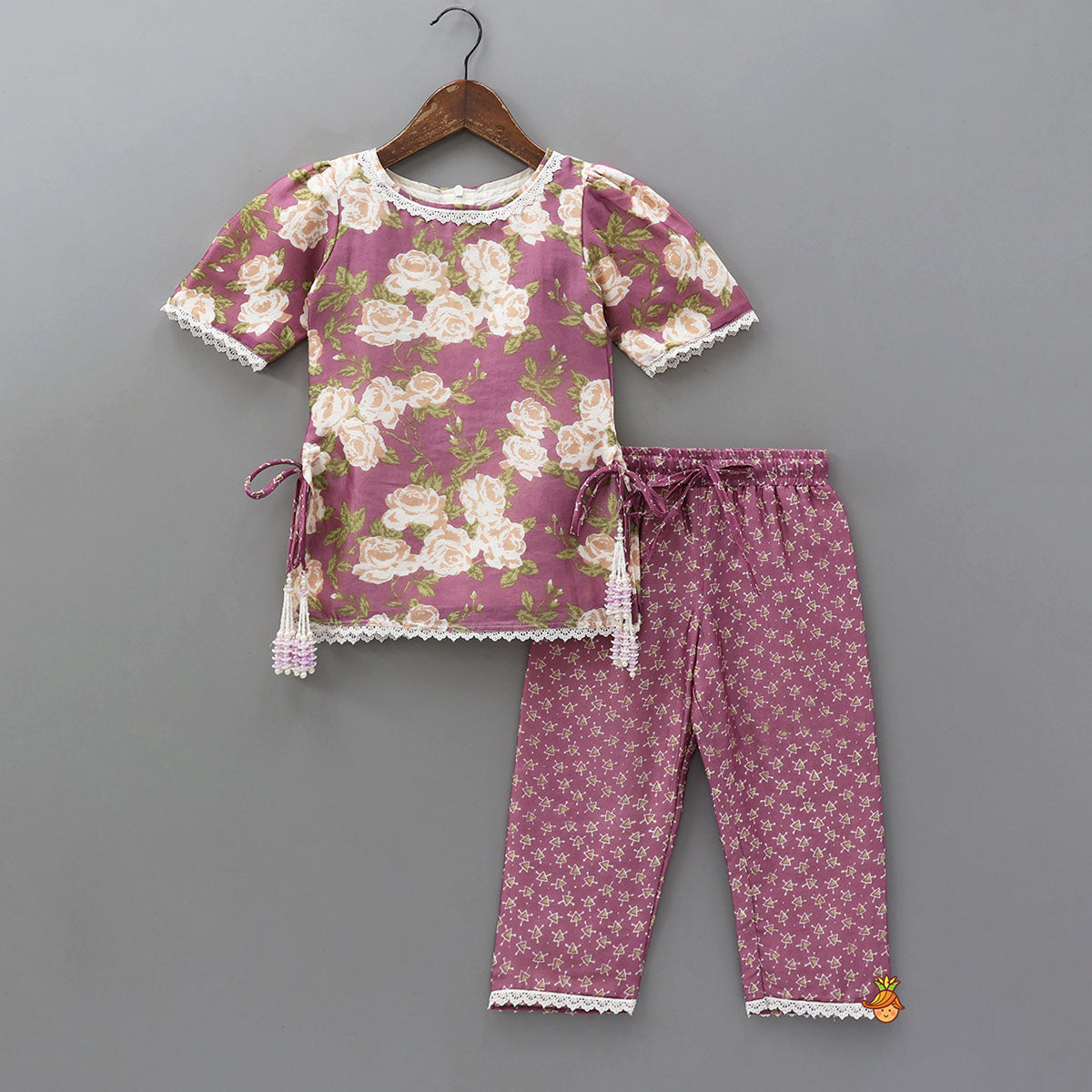 Pre Order: Side Knot Detail Floral Printed Kurti And Pant With Dupatta