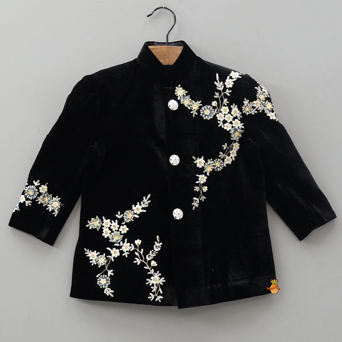 Stylish Floral Embroidered Sherwani With Pyjama