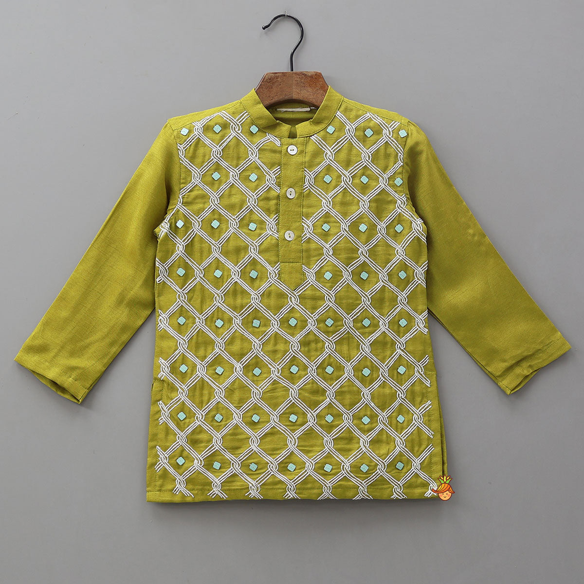 Embroidered Ethnic Kurta And Pyjama