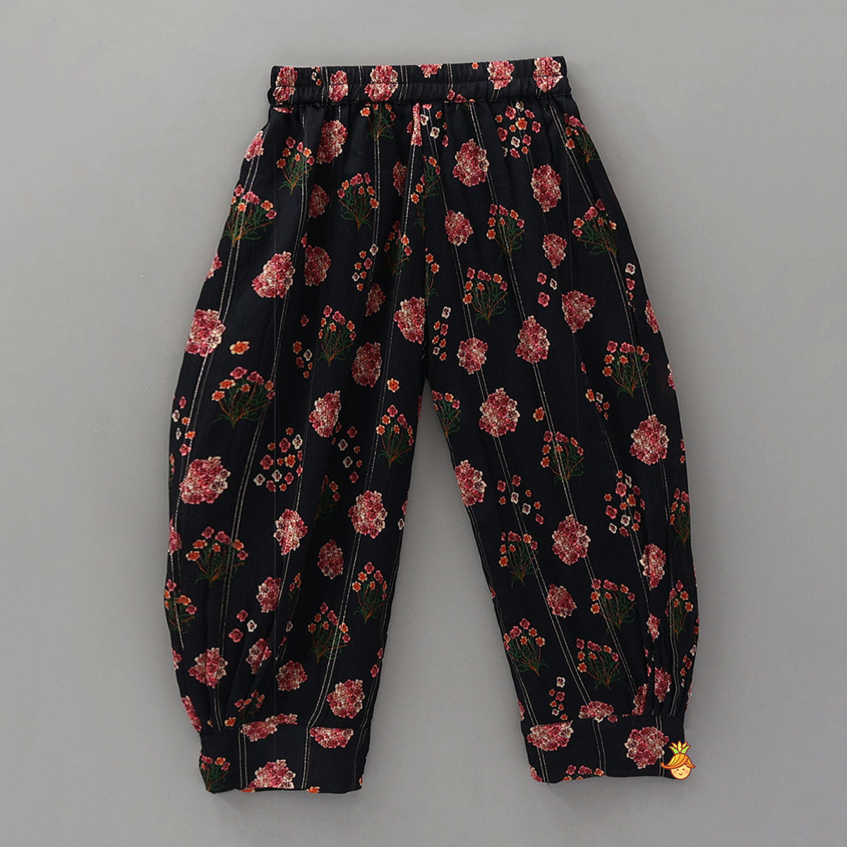 Pre Order: Velvet Kurti With Printed Pant