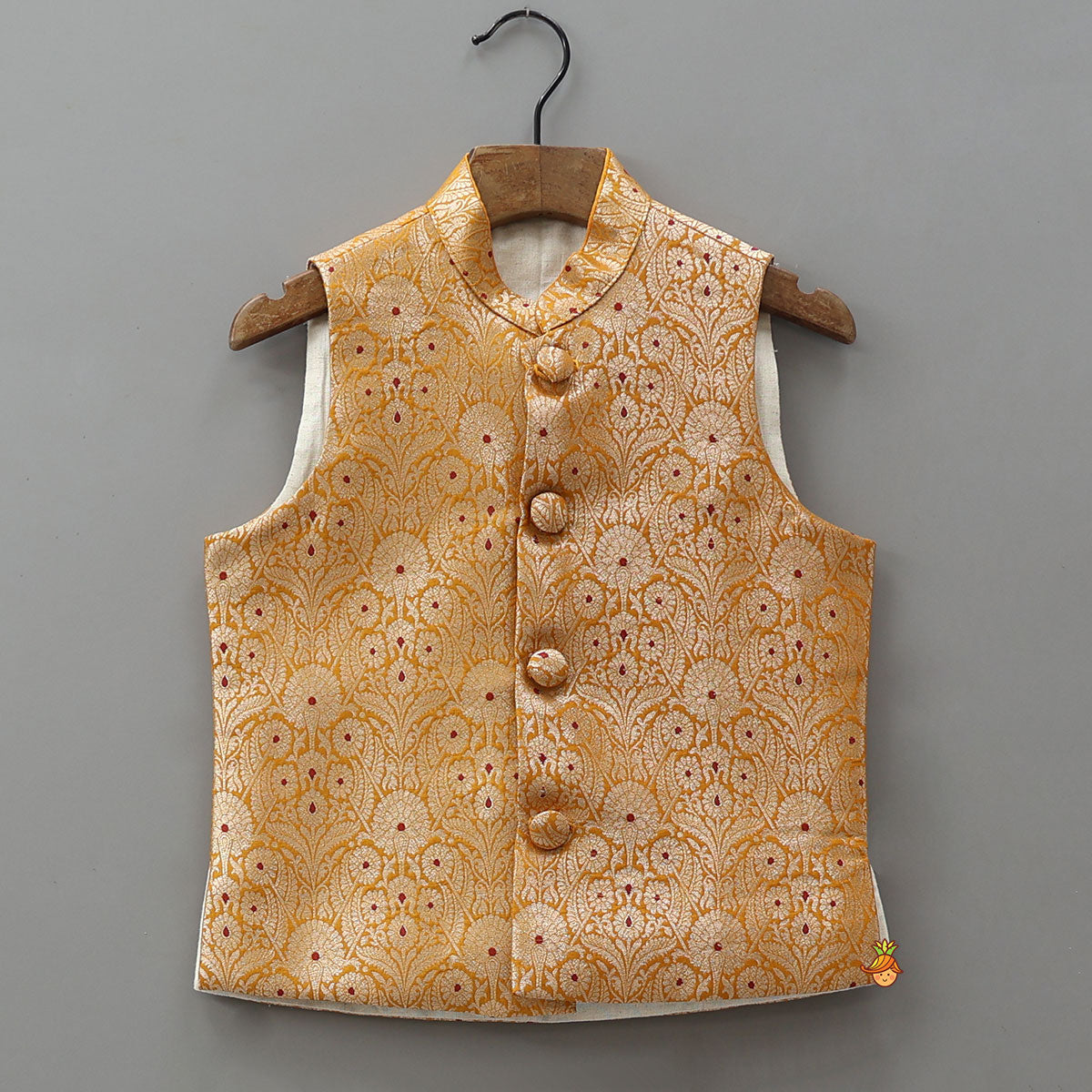 Pre Order: Elegant Kurta With Brocade Jacket And Pyjama