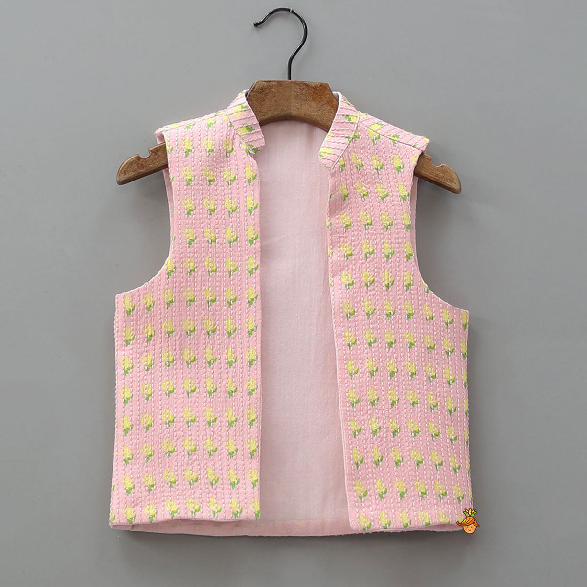 Pre Order: Patch Pocket Kurta With Open Jacket And Pyjama