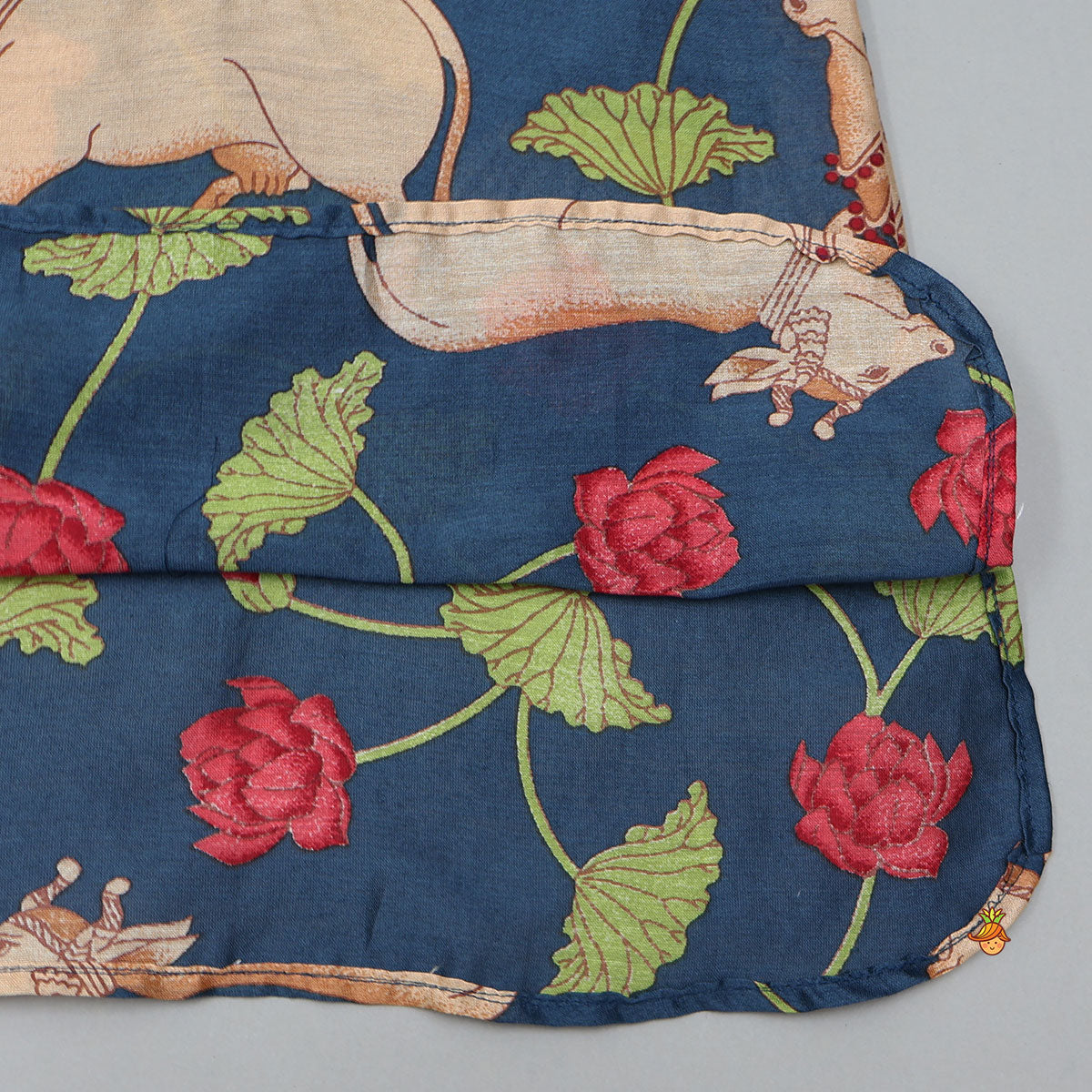 Pre Order: Curved Hem Kurta With Printed Jacket And Pyjama