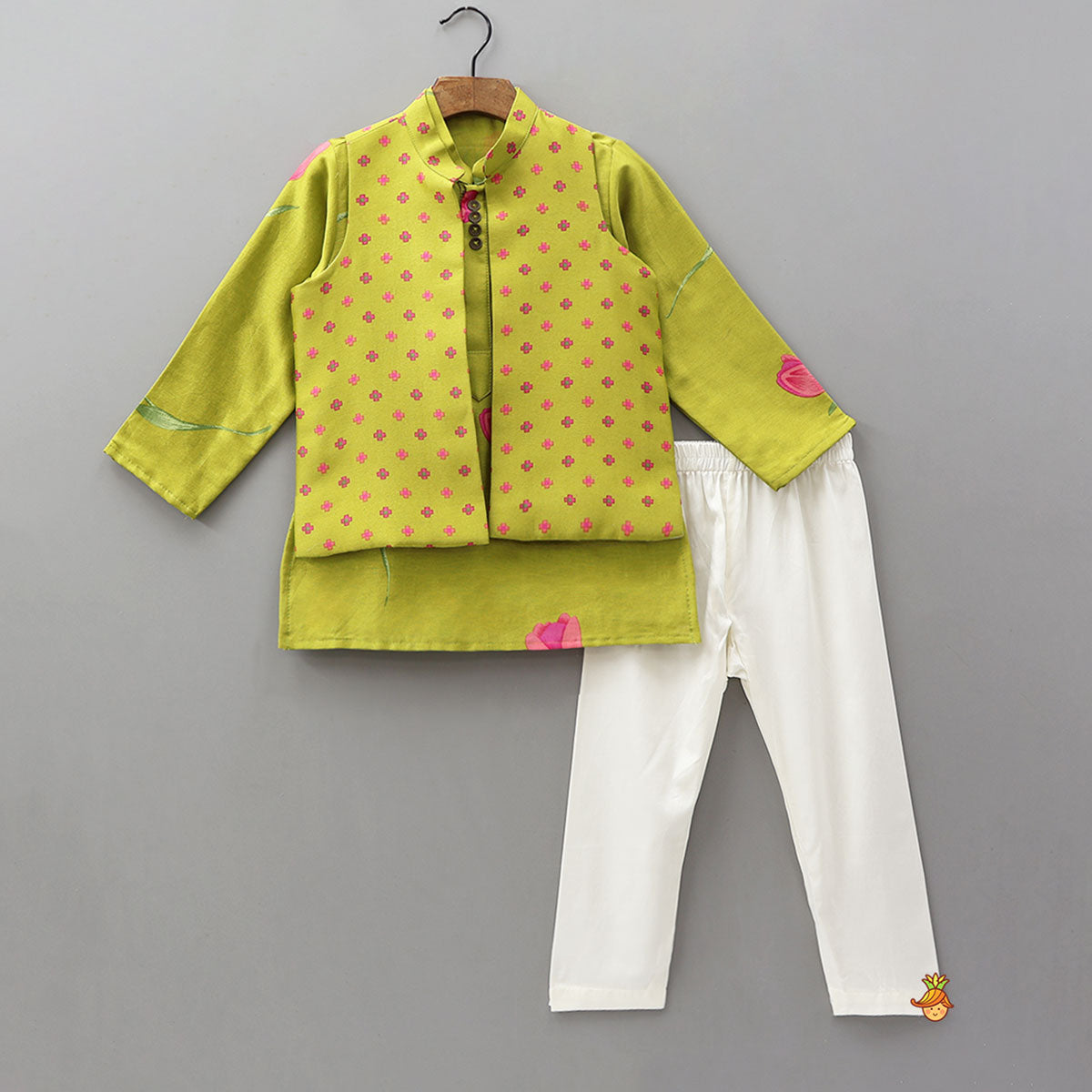 Pre Order: Mandarin-Collar Ethnic Kurta With Printed Jacket And Pyjama
