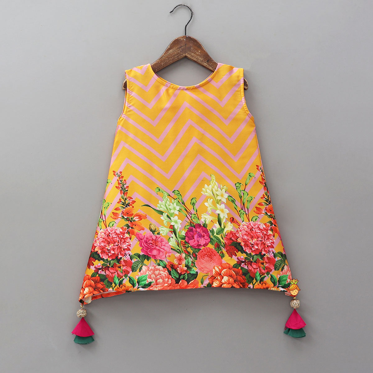 Chevron Printed Tassel-Detailed Kurti And Pant