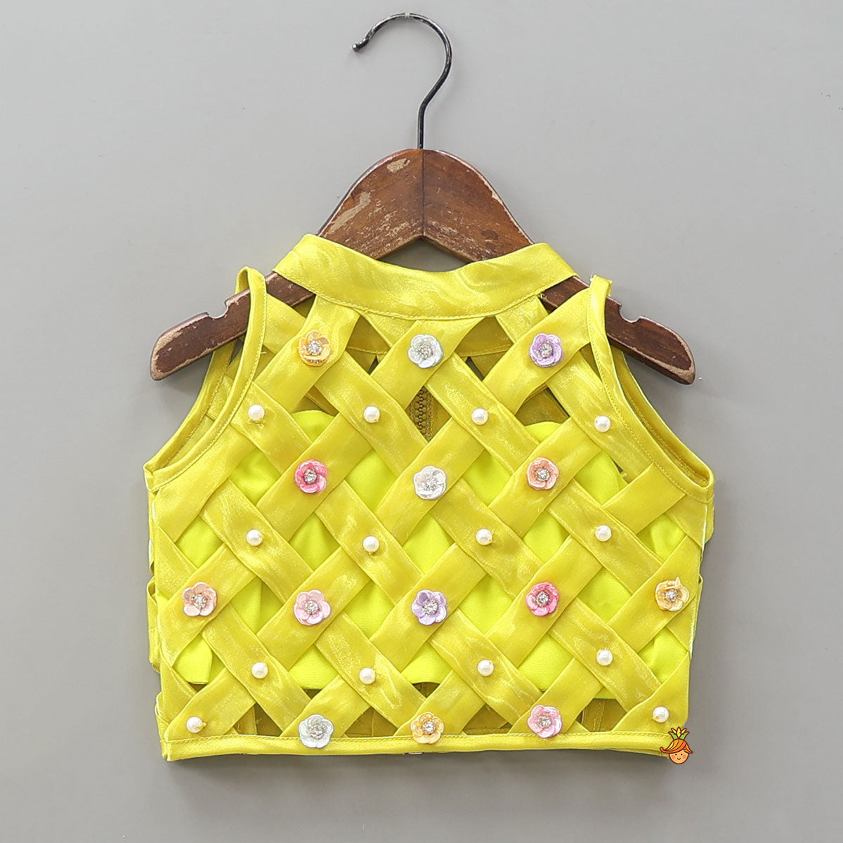 Checks Detailed Sheen Top And Stylish Gathered Lehenga