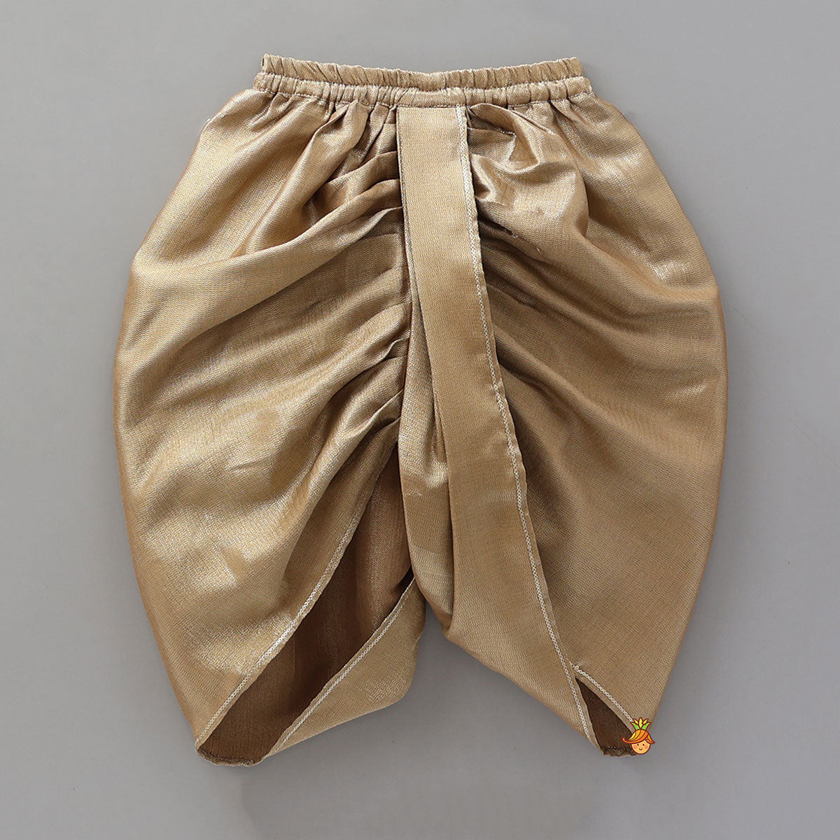 Pre Order: Ethnic Embellished Sheen Kurta With Matching Sheen Dhoti