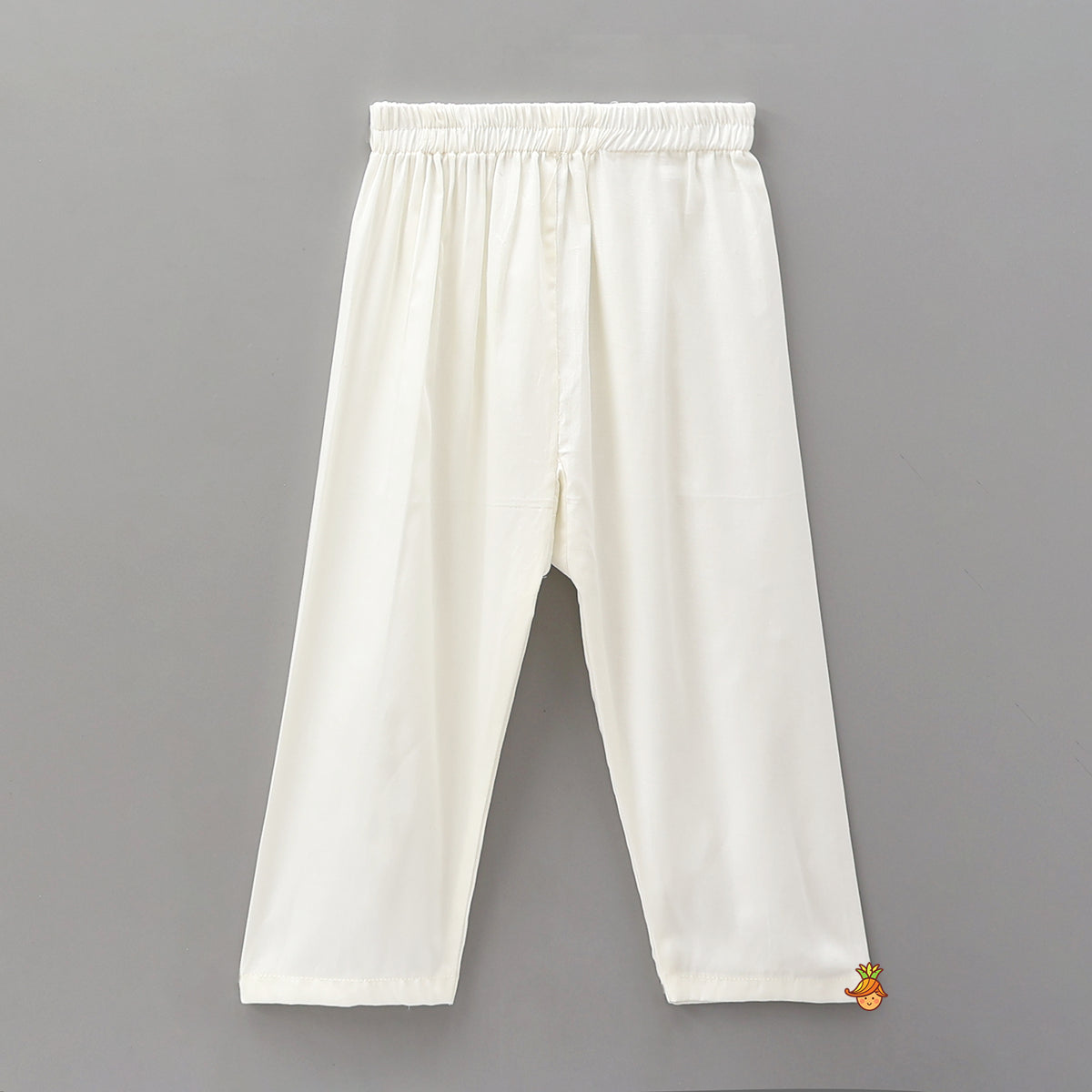 Pre Order: Intricately Embroidered Ethnic Kurta With Pyjama