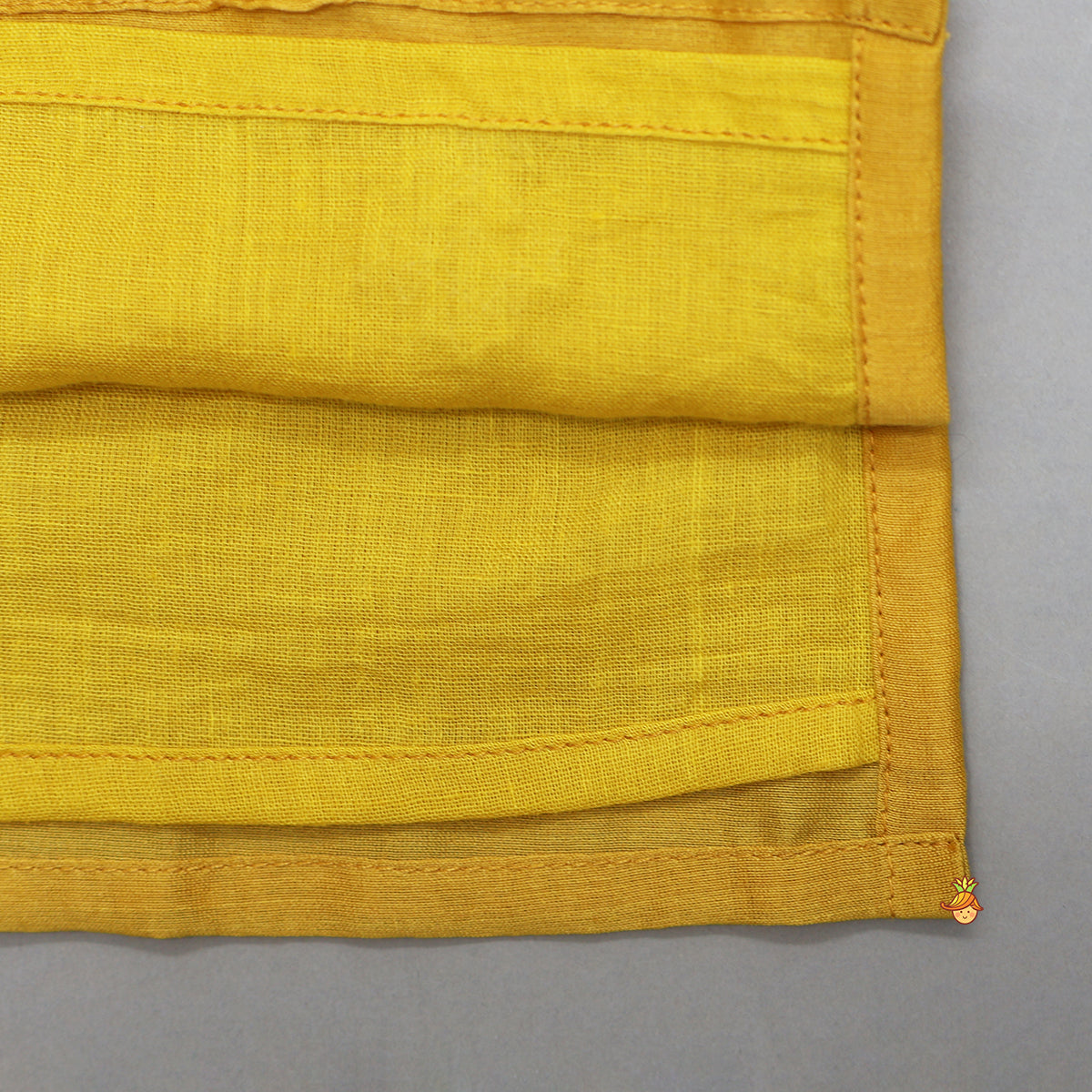 Pre Order: Intricately Embroidered Ethnic Kurta With Pyjama